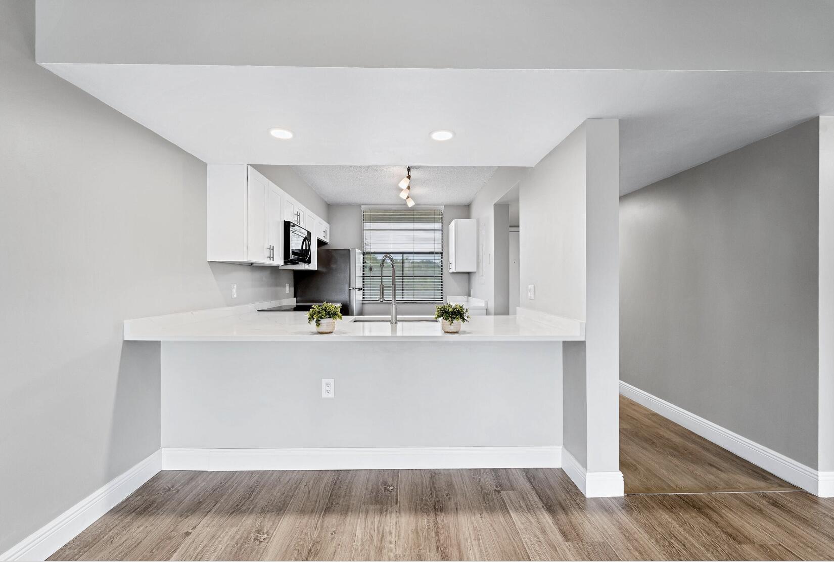 WHITEHALL CONDO OF THE LA - Commercial Sale