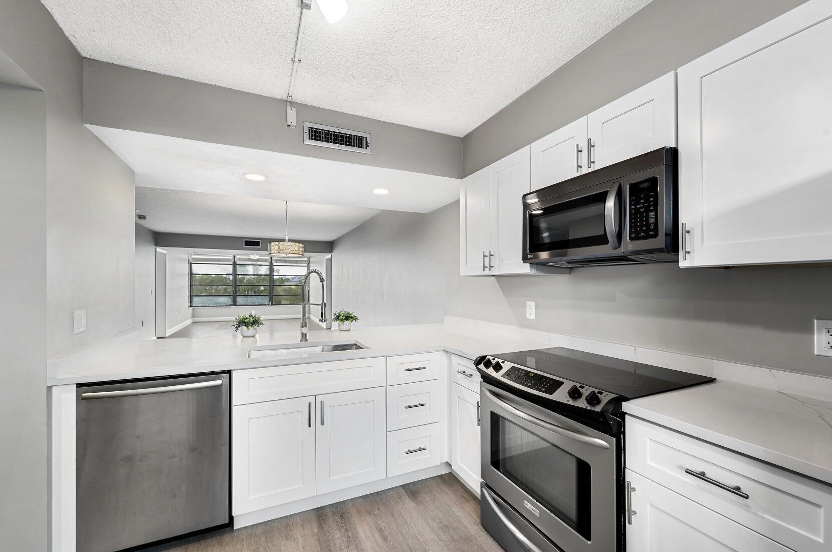 WHITEHALL CONDO OF THE LA - Commercial Sale