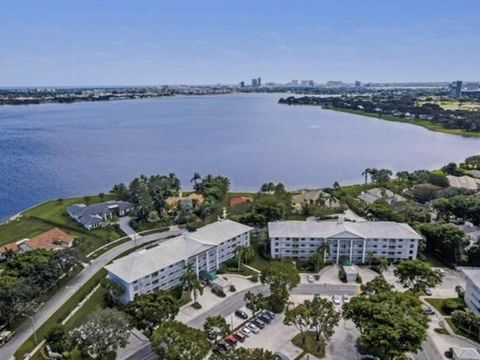 3636 Whitehall Drive 401 West Palm Beach FL 33401