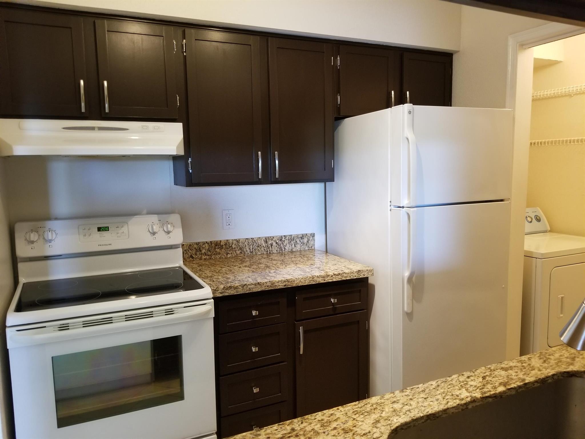 SAVANNAH AT RIVERSIDE CONDO - Residential Lease