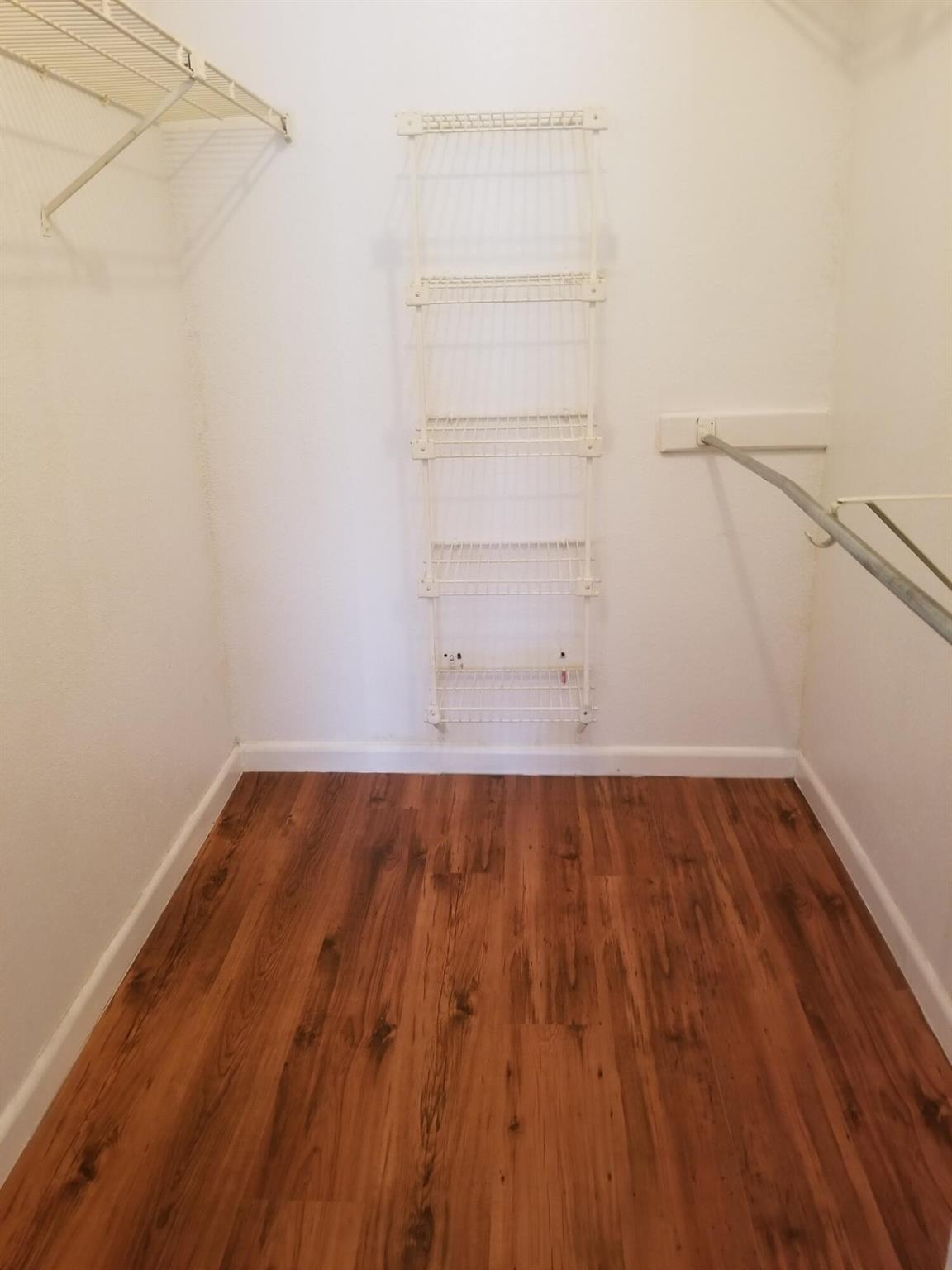 SAVANNAH AT RIVERSIDE CONDO - Residential Lease