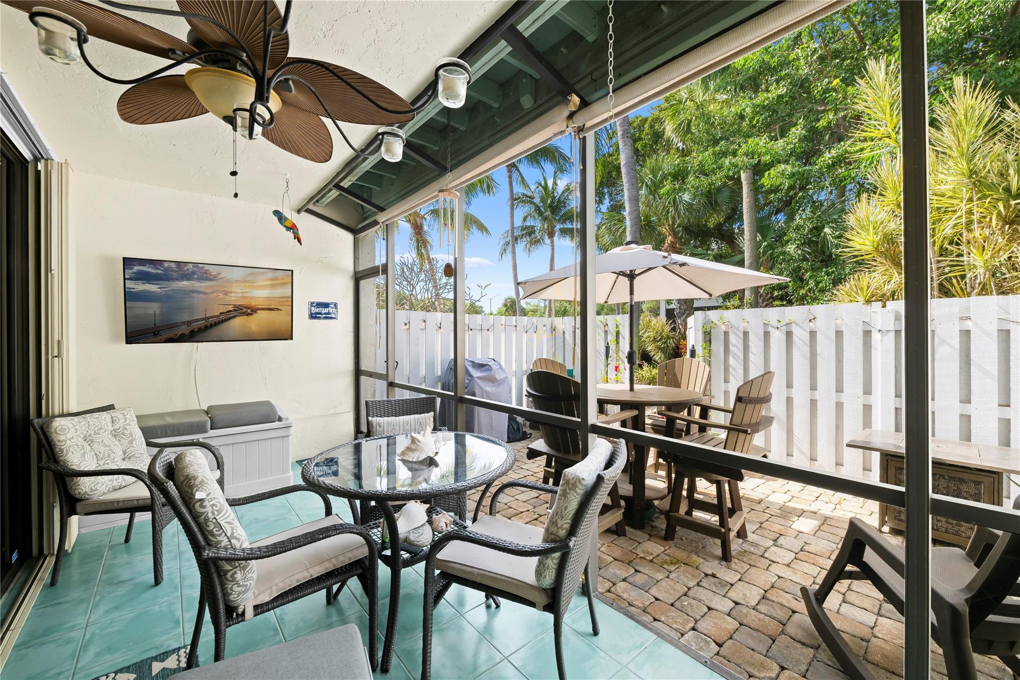 WATERSEDGE - Residential