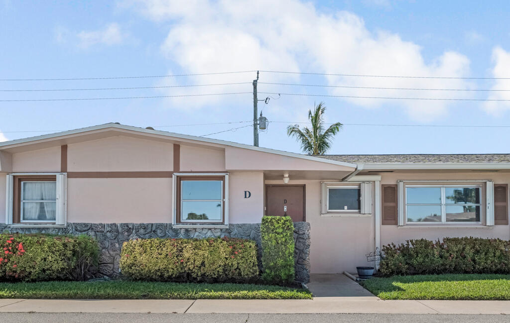 CRESTHAVEN VILLAS 28 CONDO - Residential