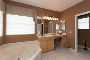 WELLINGTON SHORES - Residential