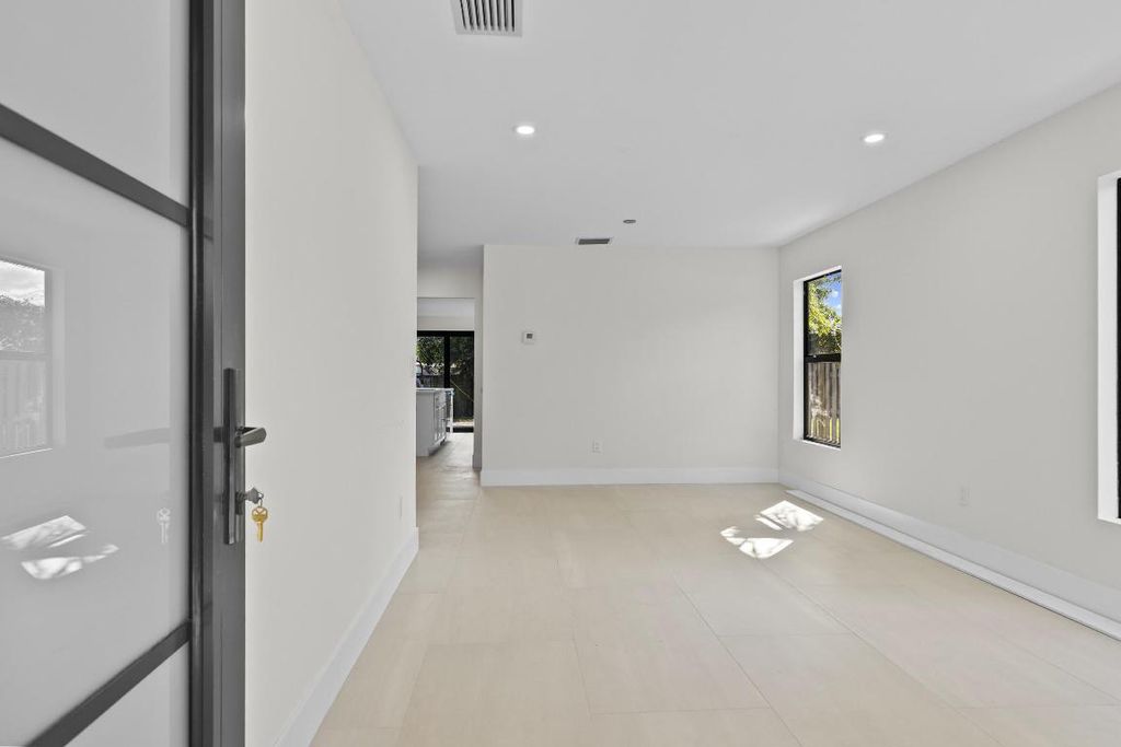 Photo of 830 Franklin Road, West Palm Beach, FL 33405 (MLS # R11133880)