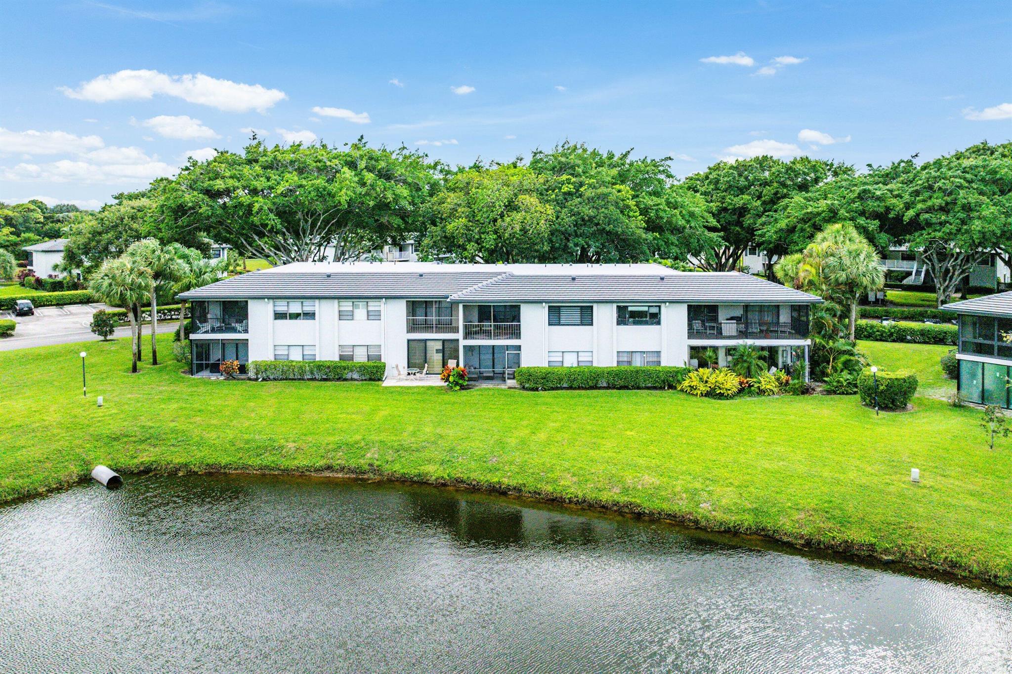 SOUTHPORT AT HUNTERS RUN - Residential