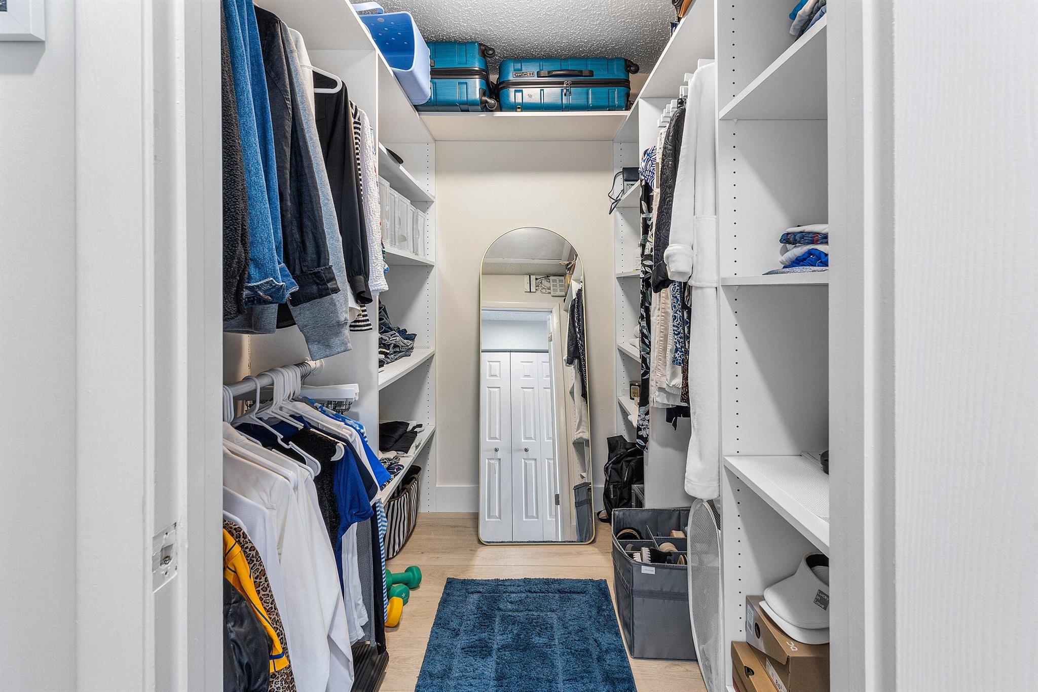 SOUTHPORT AT HUNTERS RUN - Residential