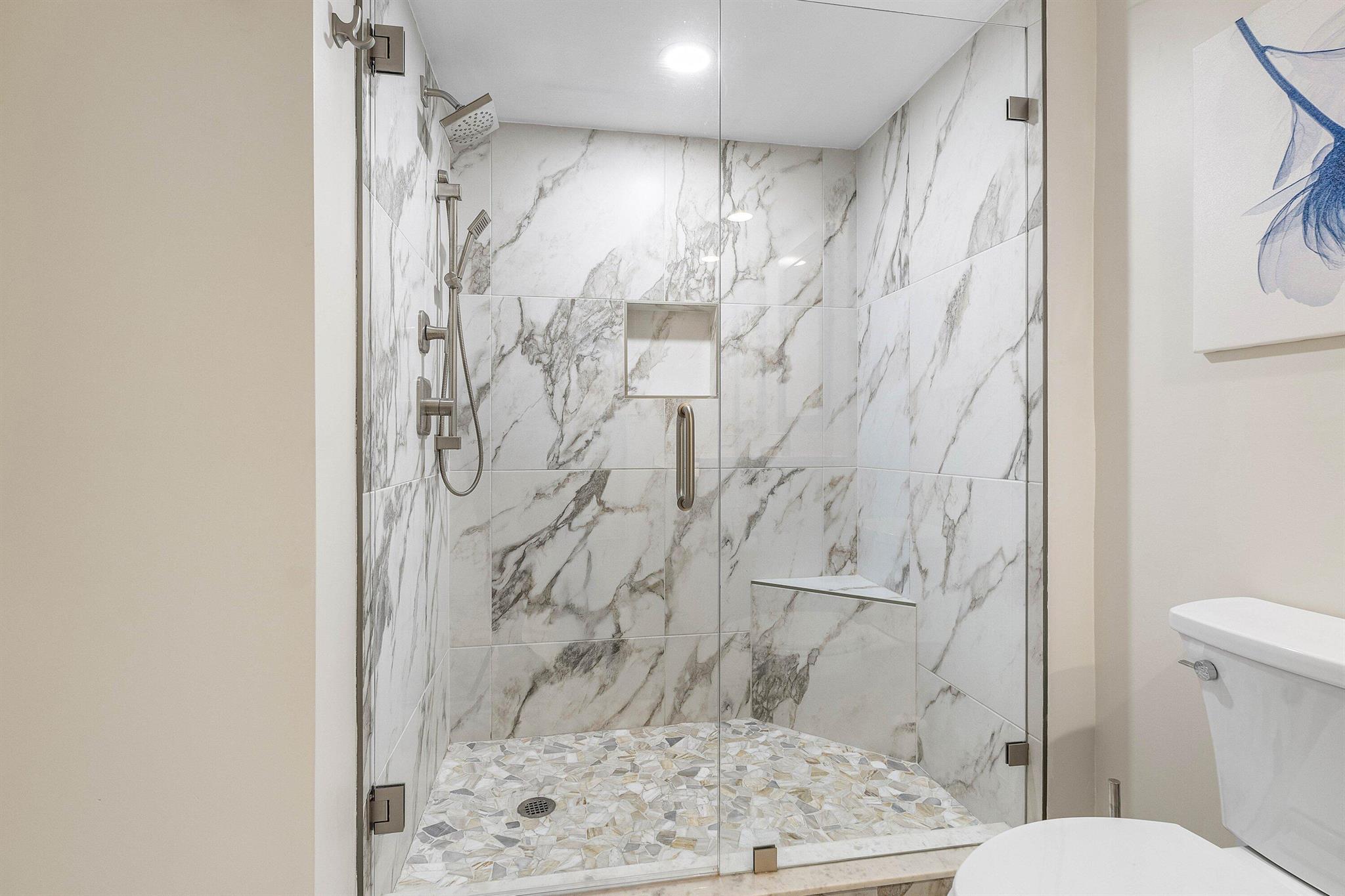 SOUTHPORT AT HUNTERS RUN - Residential