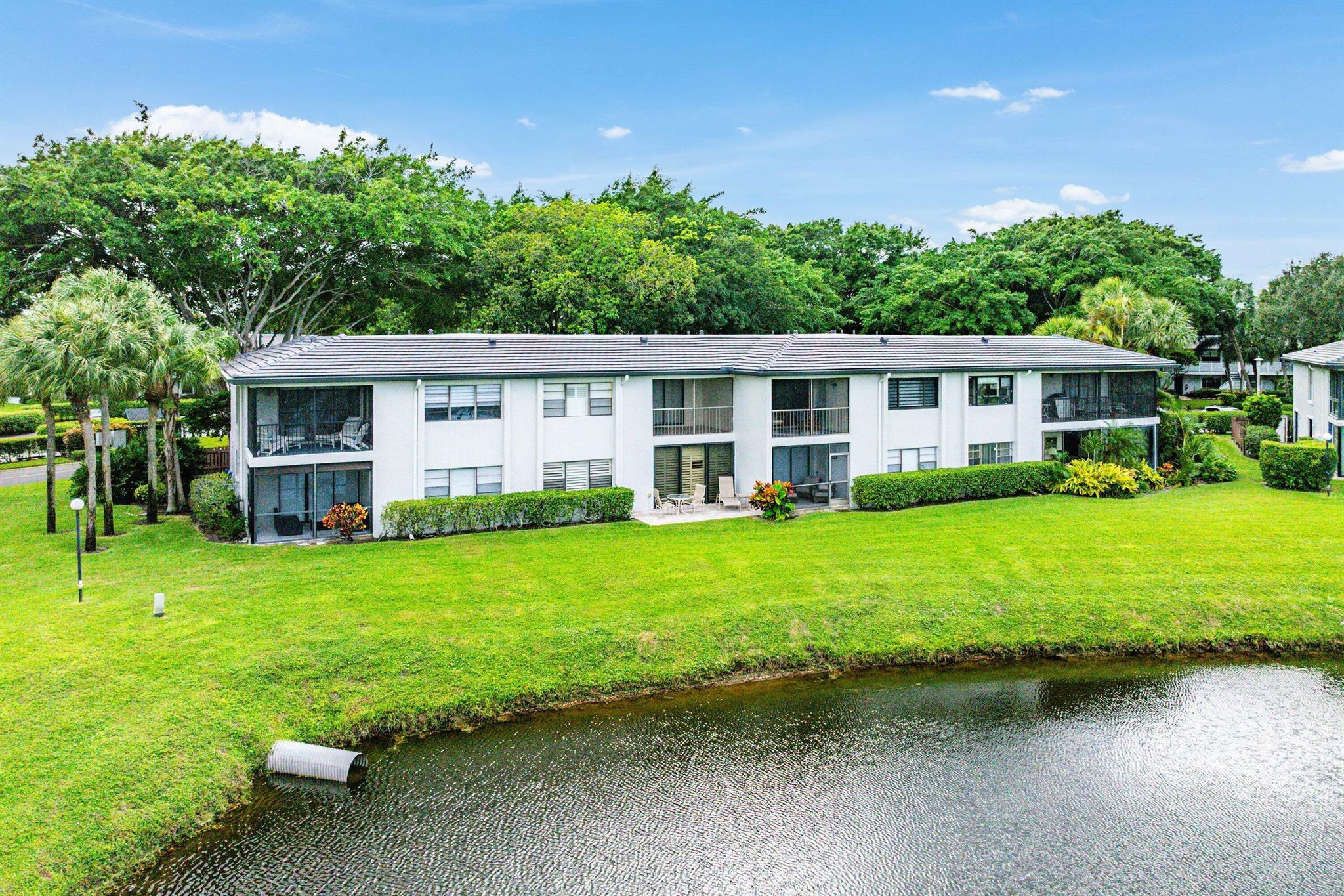 SOUTHPORT AT HUNTERS RUN - Residential