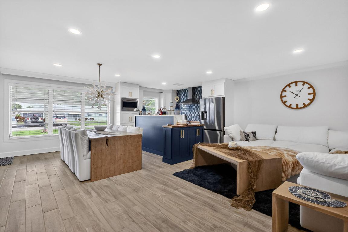 HIGH POINT OF DELRAY BEACH CONDO SEC I - Residential Lease