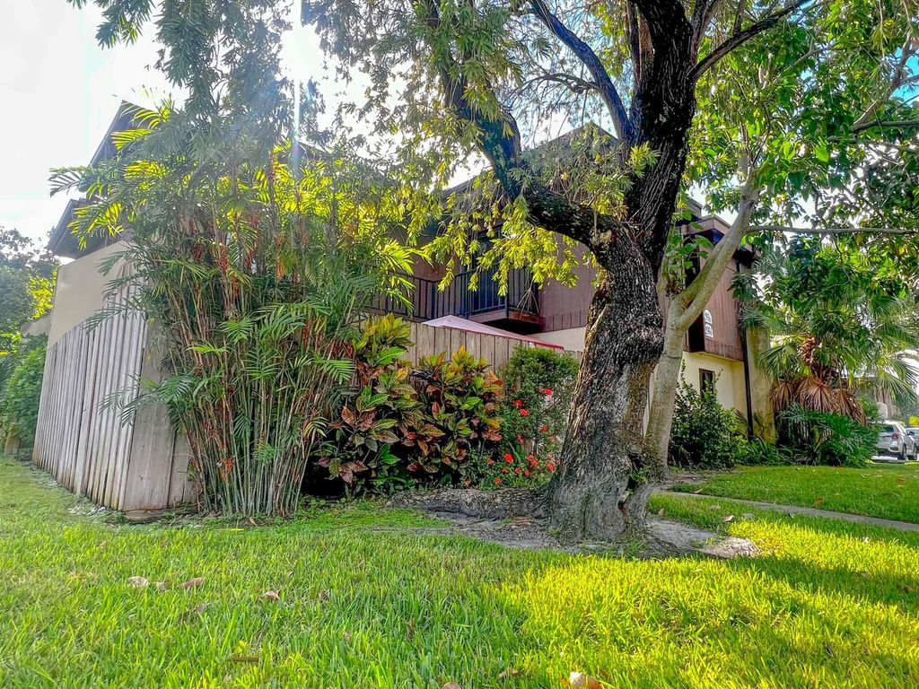 Photo of 2952 Kirk Rd #2952, Lake Worth, FL 33461 (MLS # F10402624)