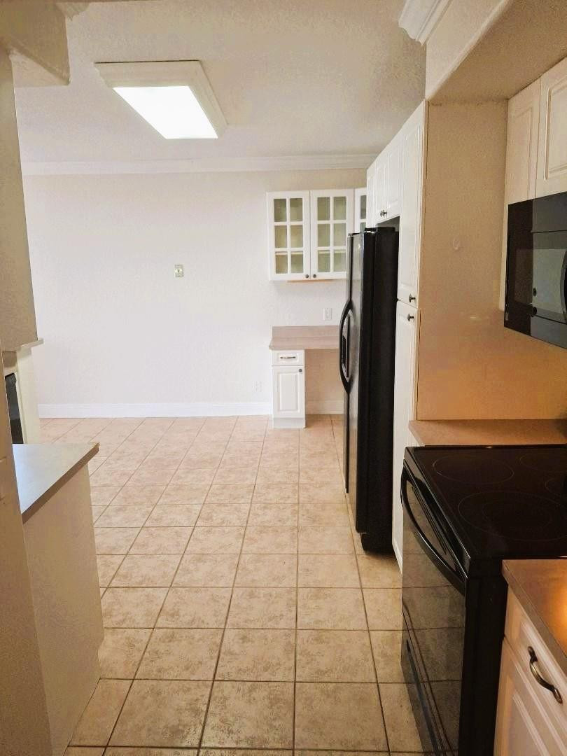 Lake Emerald - Residential Lease