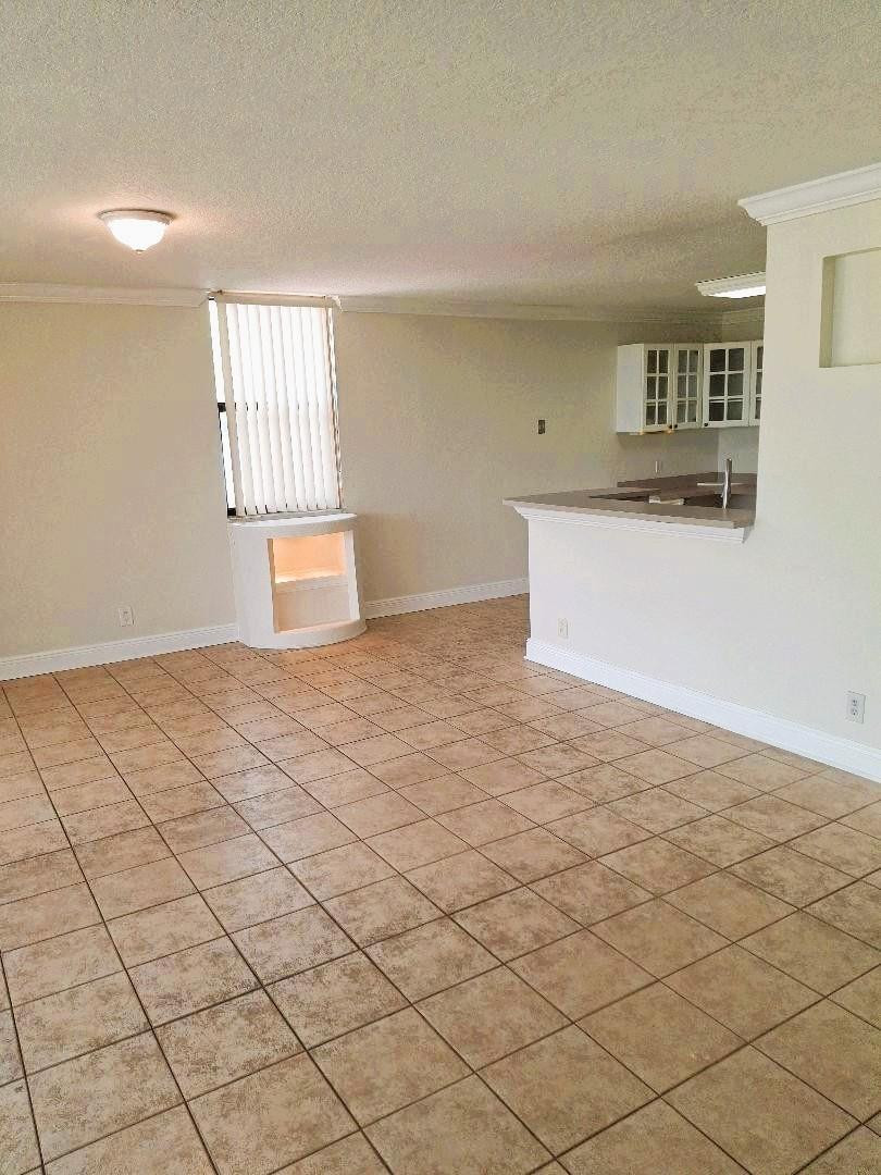 Lake Emerald - Residential Lease