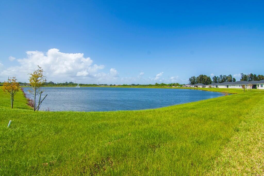 HAMPTON PARK PD PHASE 1 - Residential Lease