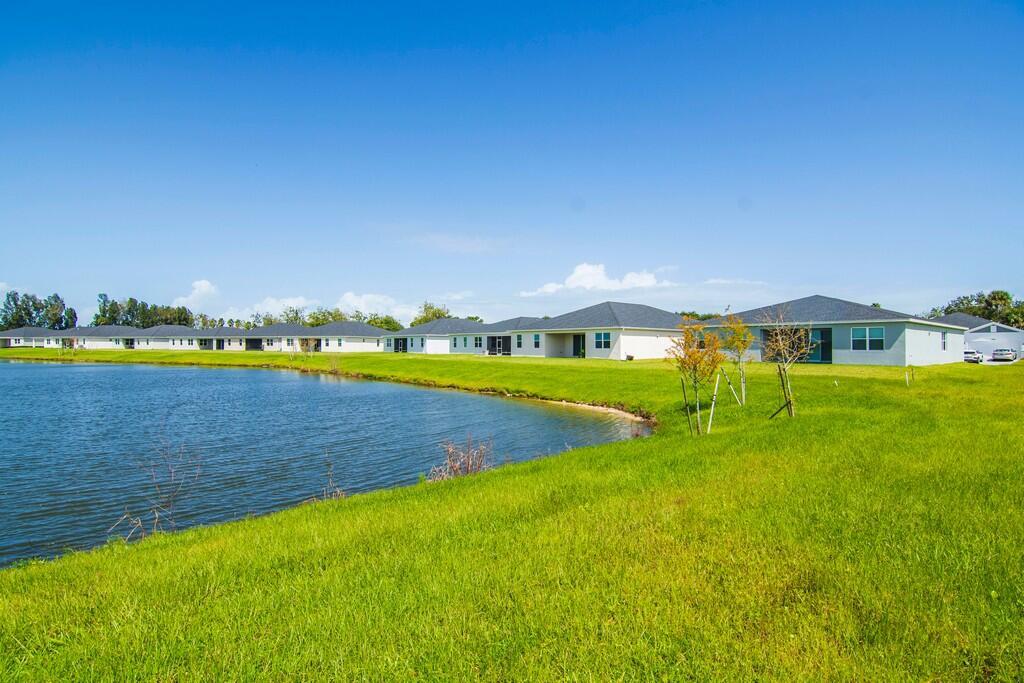 HAMPTON PARK PD PHASE 1 - Residential Lease