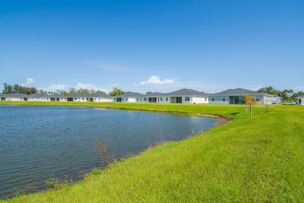 HAMPTON PARK PD PHASE 1 - Residential Lease