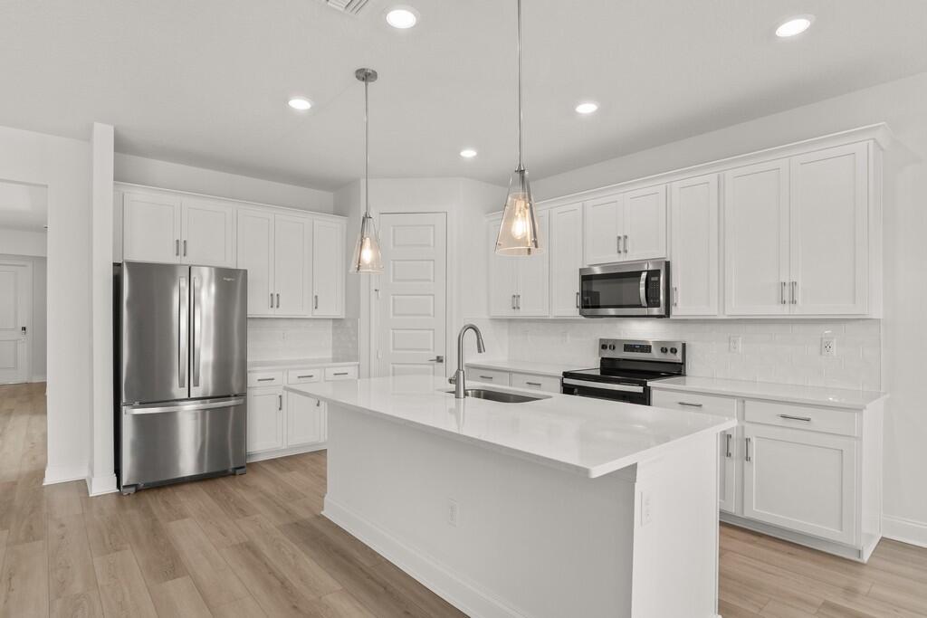HAMPTON PARK PD PHASE 1 - Residential Lease