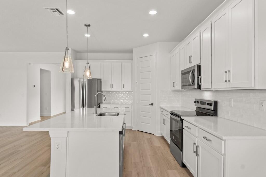 HAMPTON PARK PD PHASE 1 - Residential Lease