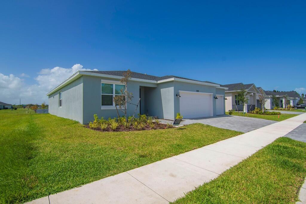 HAMPTON PARK PD PHASE 1 - Residential Lease