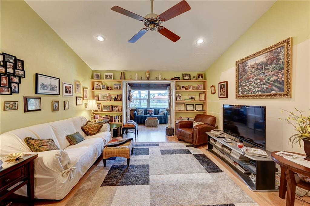 Cypress Glen 104-26 B - Residential