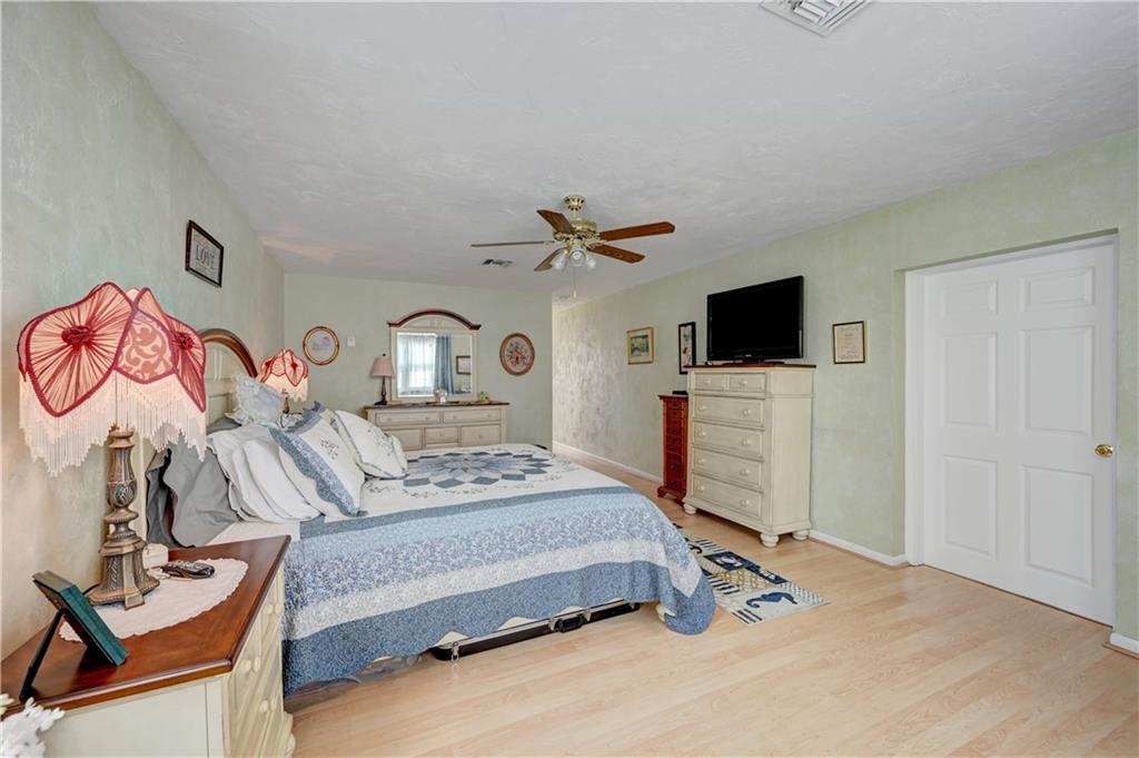 Cypress Glen 104-26 B - Residential