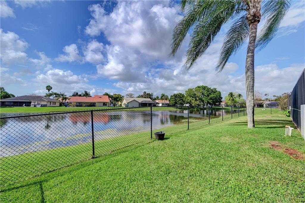 Cypress Glen 104-26 B - Residential