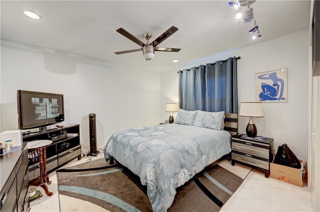 Cypress Glen 104-26 B - Residential