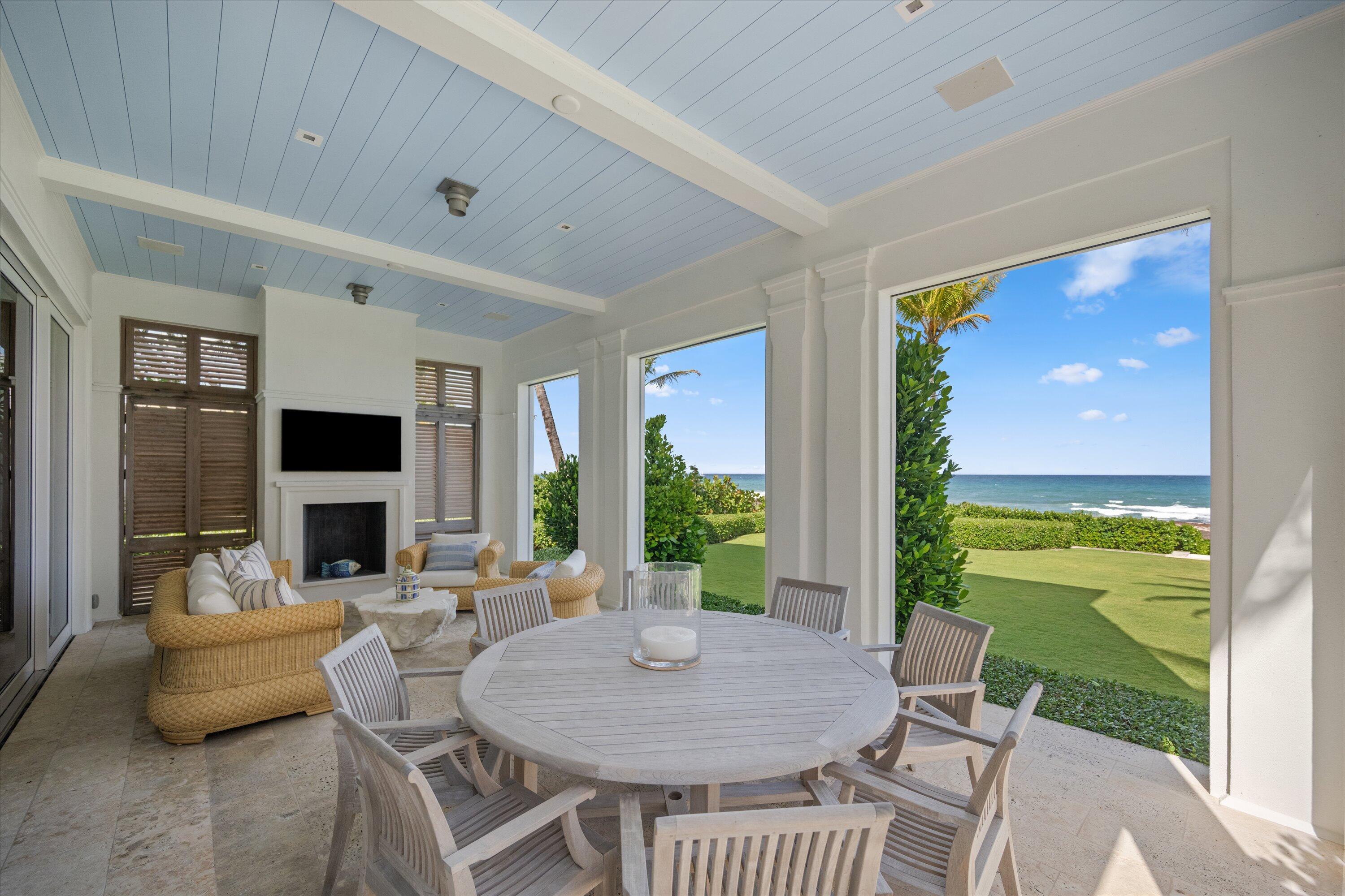 M M W BEACHHOUSE LOT PL - Residential