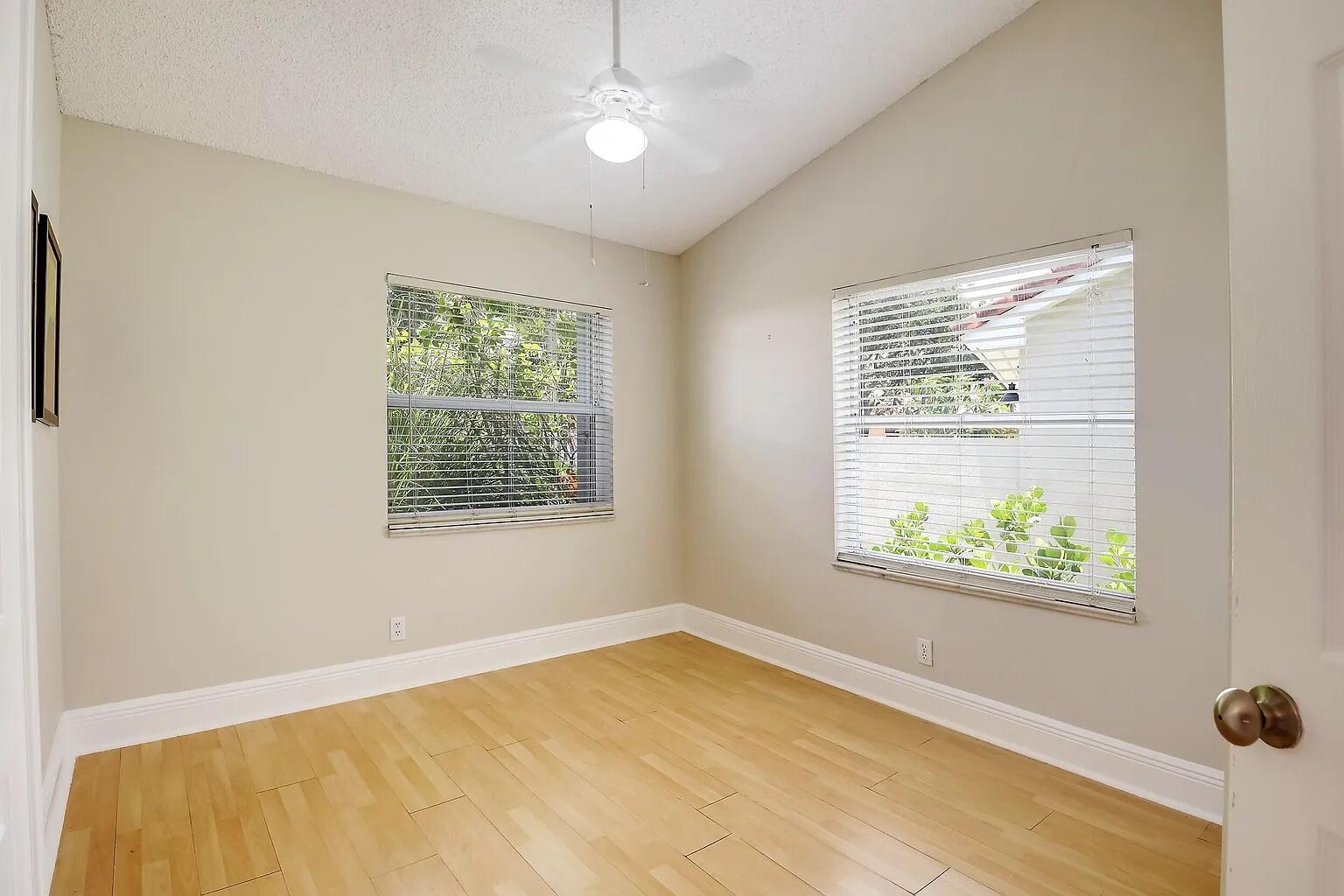 TROPICAL LAKES PH 2 - Residential