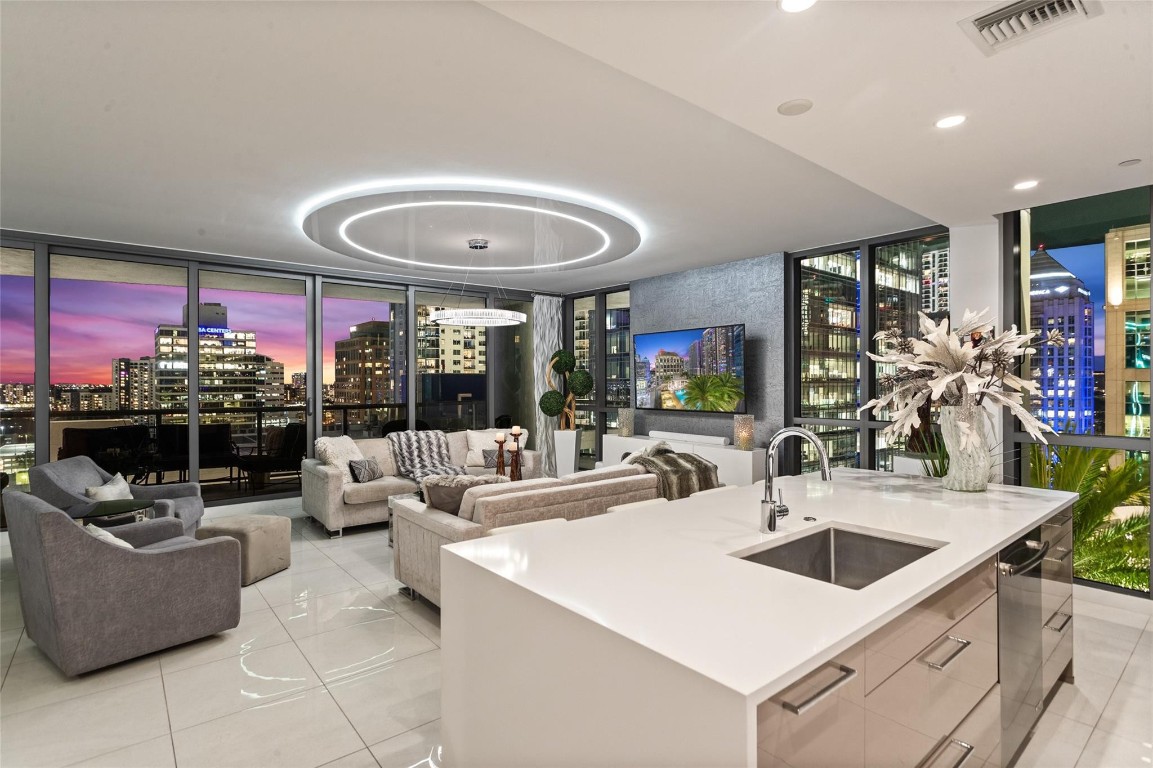 100 E Las Olas Boulevard 1901