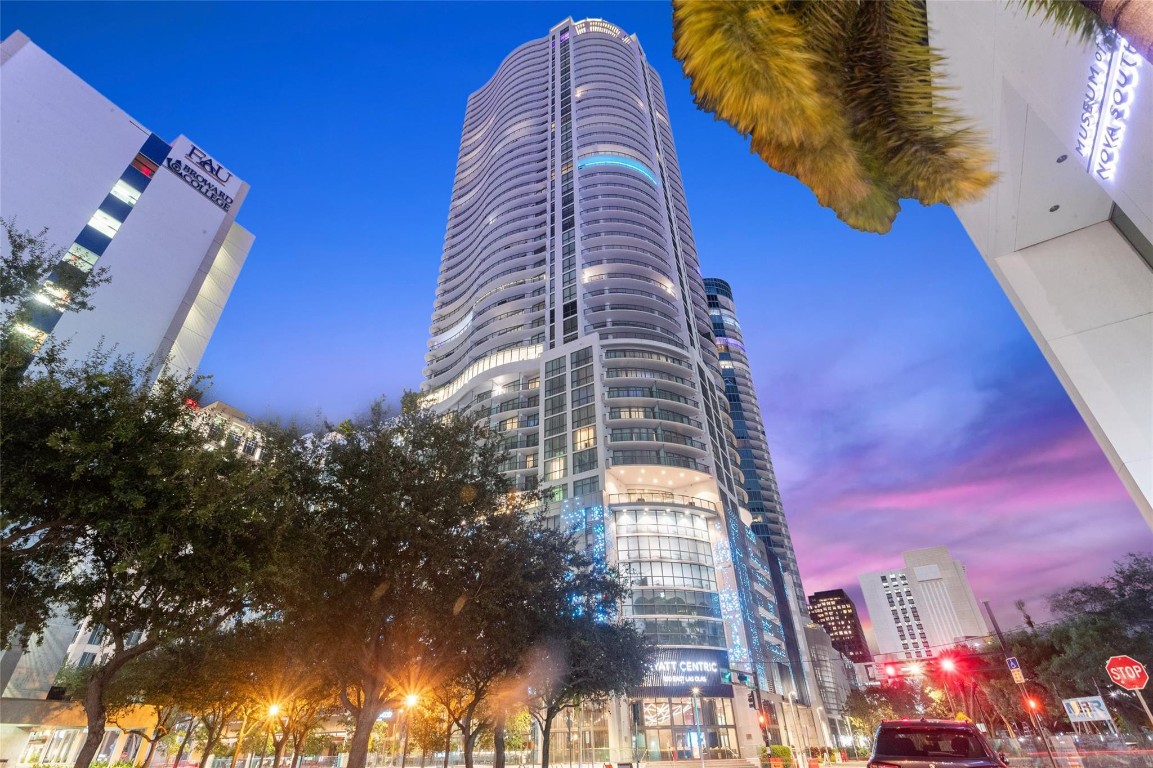 100 E Las Olas Boulevard 1901