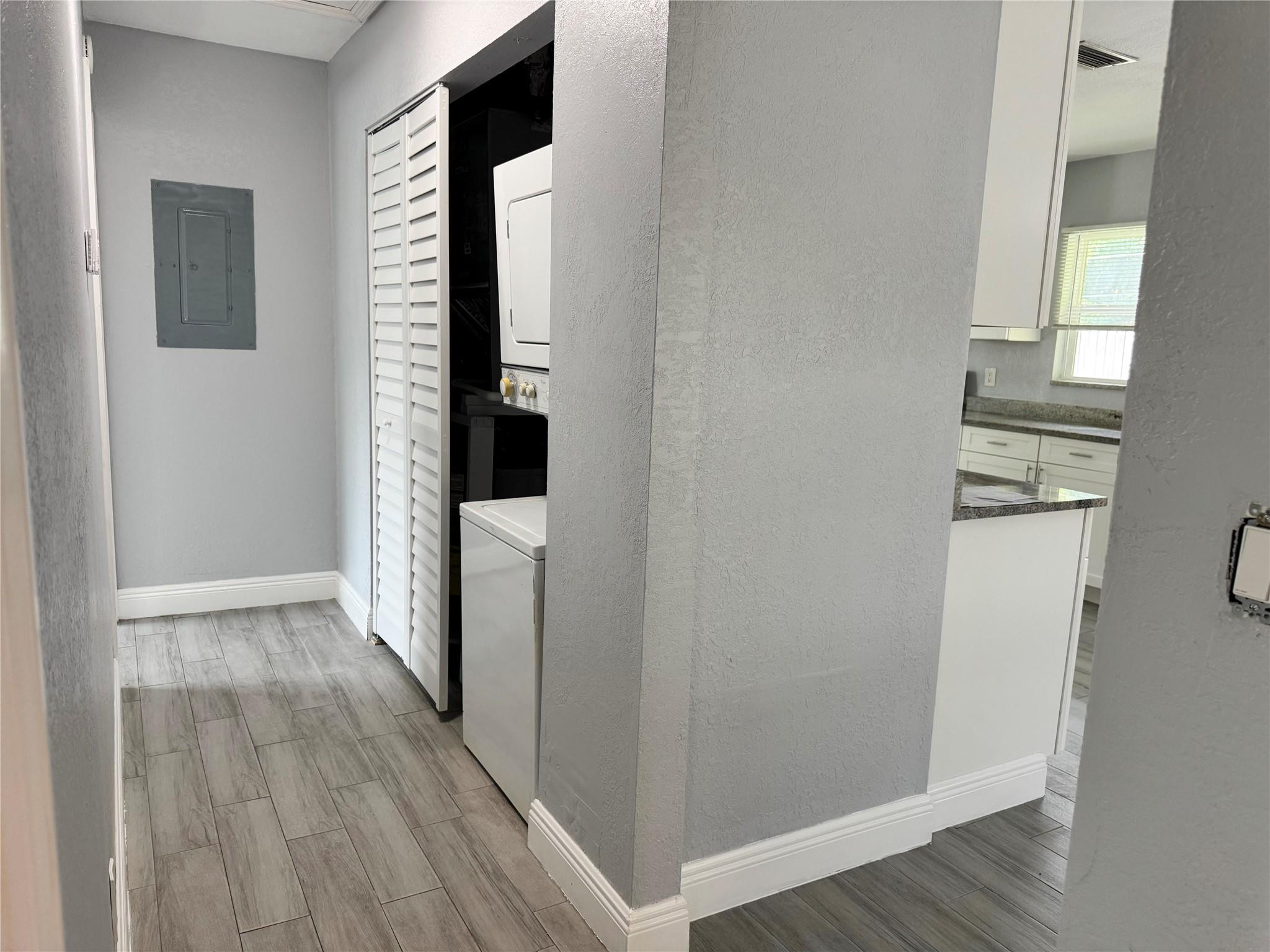 COLE ADD TO POMPANO - Residential Lease