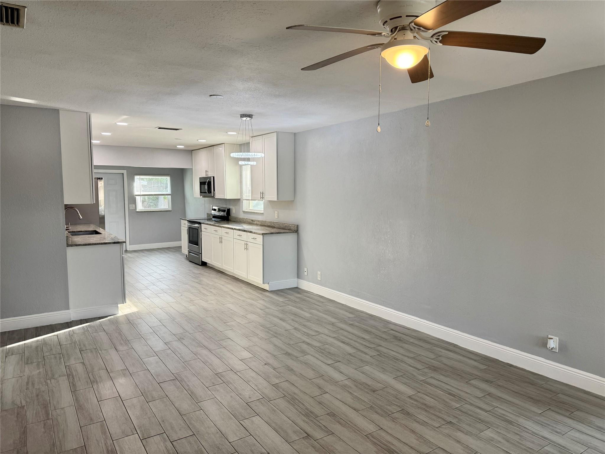 COLE ADD TO POMPANO - Residential Lease