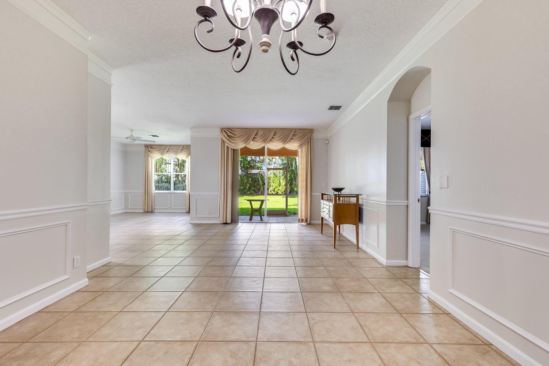 12908 Coral Lakes Drive