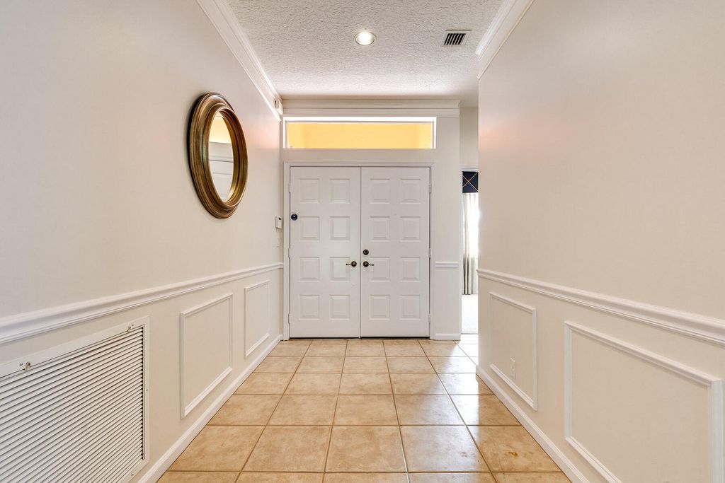 Photo of 12908 Coral Lakes Drive, Boynton Beach, FL 33437 (MLS # R11111822)