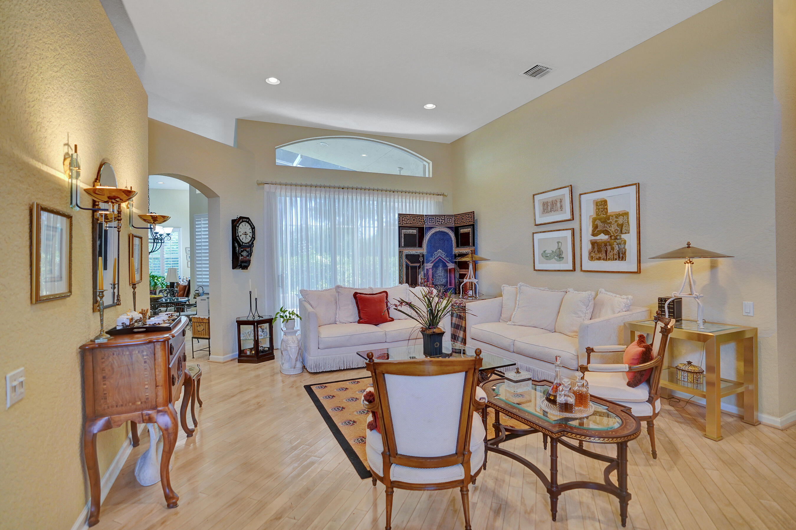 LAKERIDGE FALLS - Residential