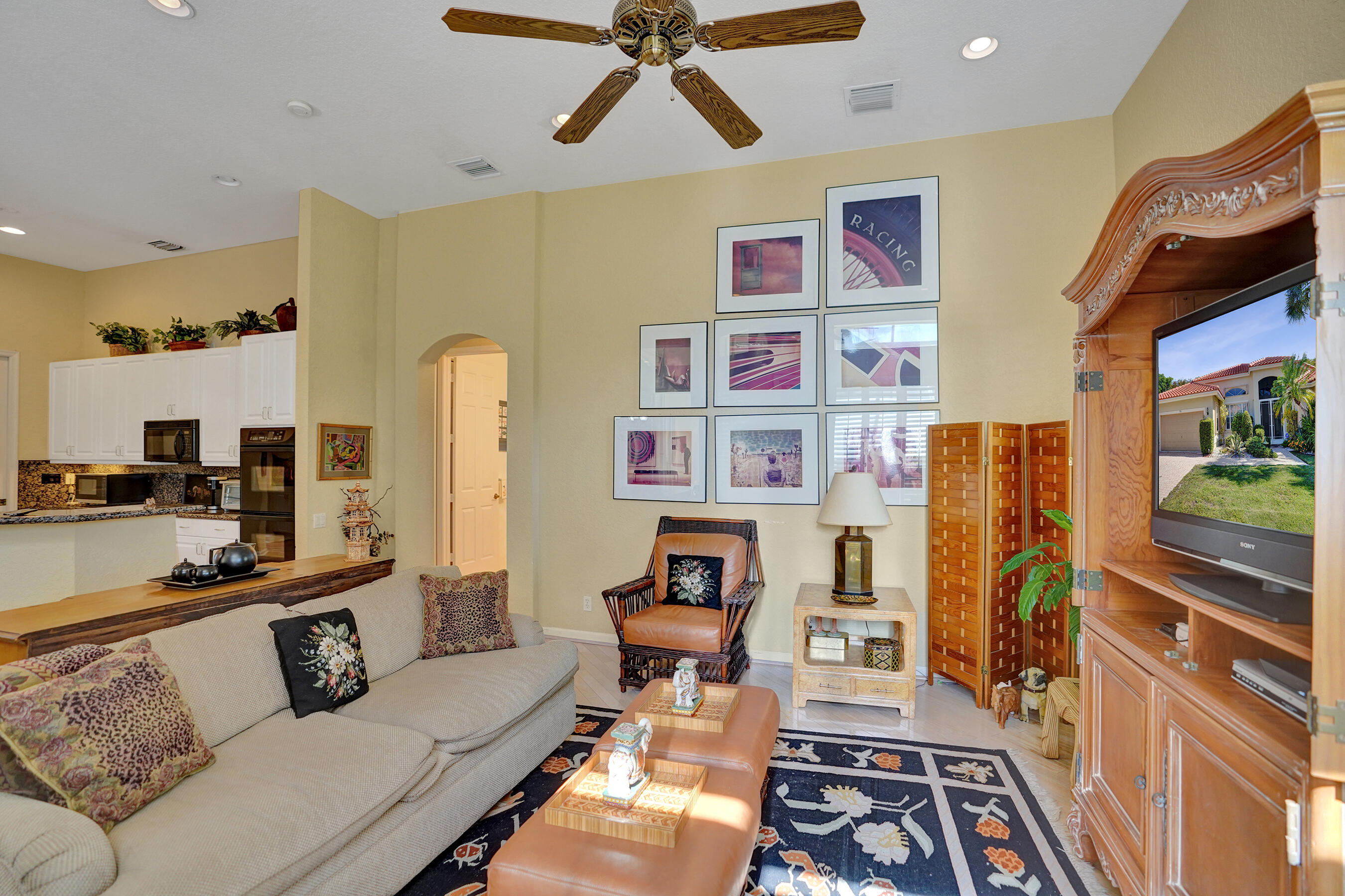 LAKERIDGE FALLS - Residential