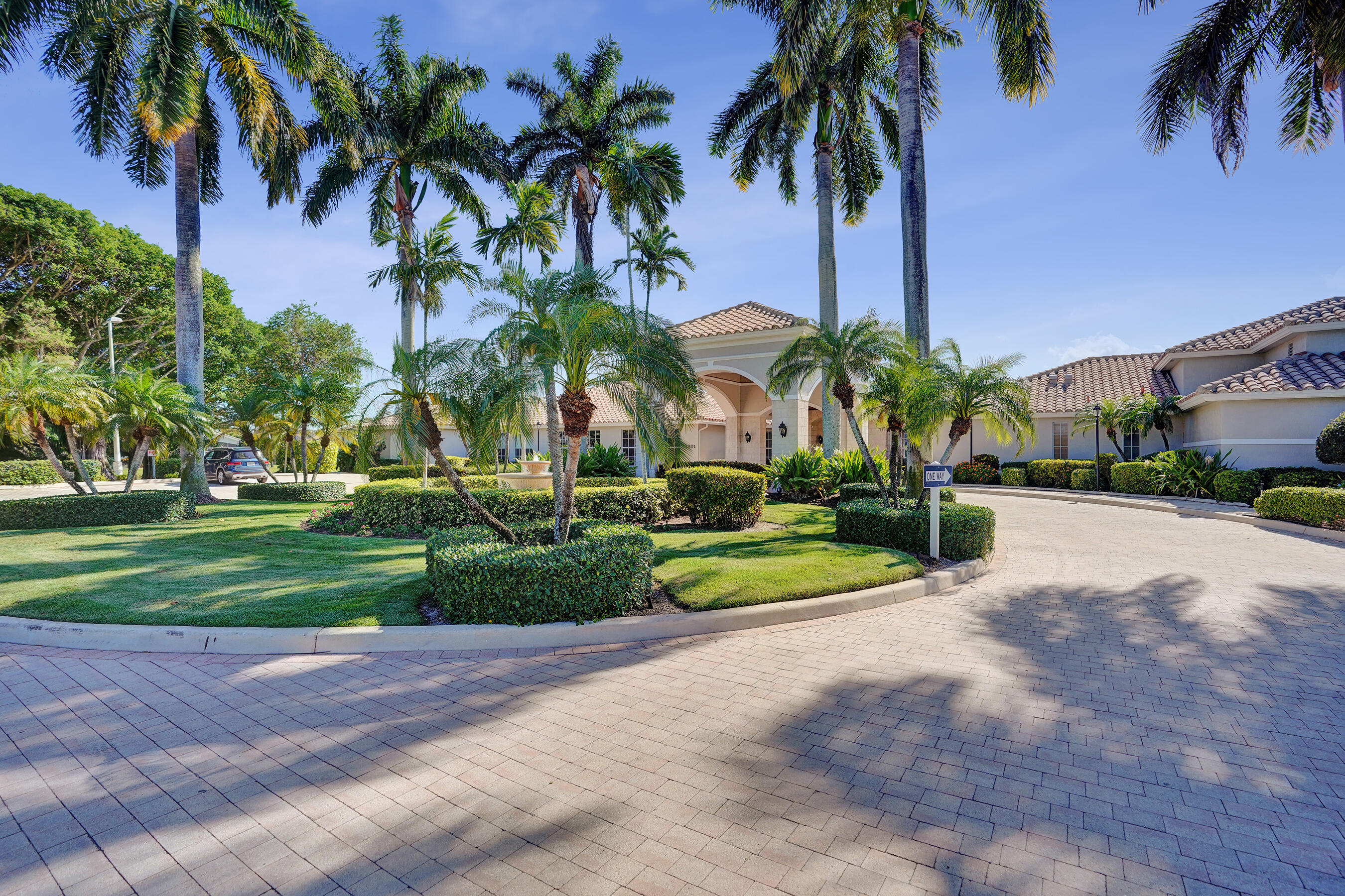 LAKERIDGE FALLS - Residential