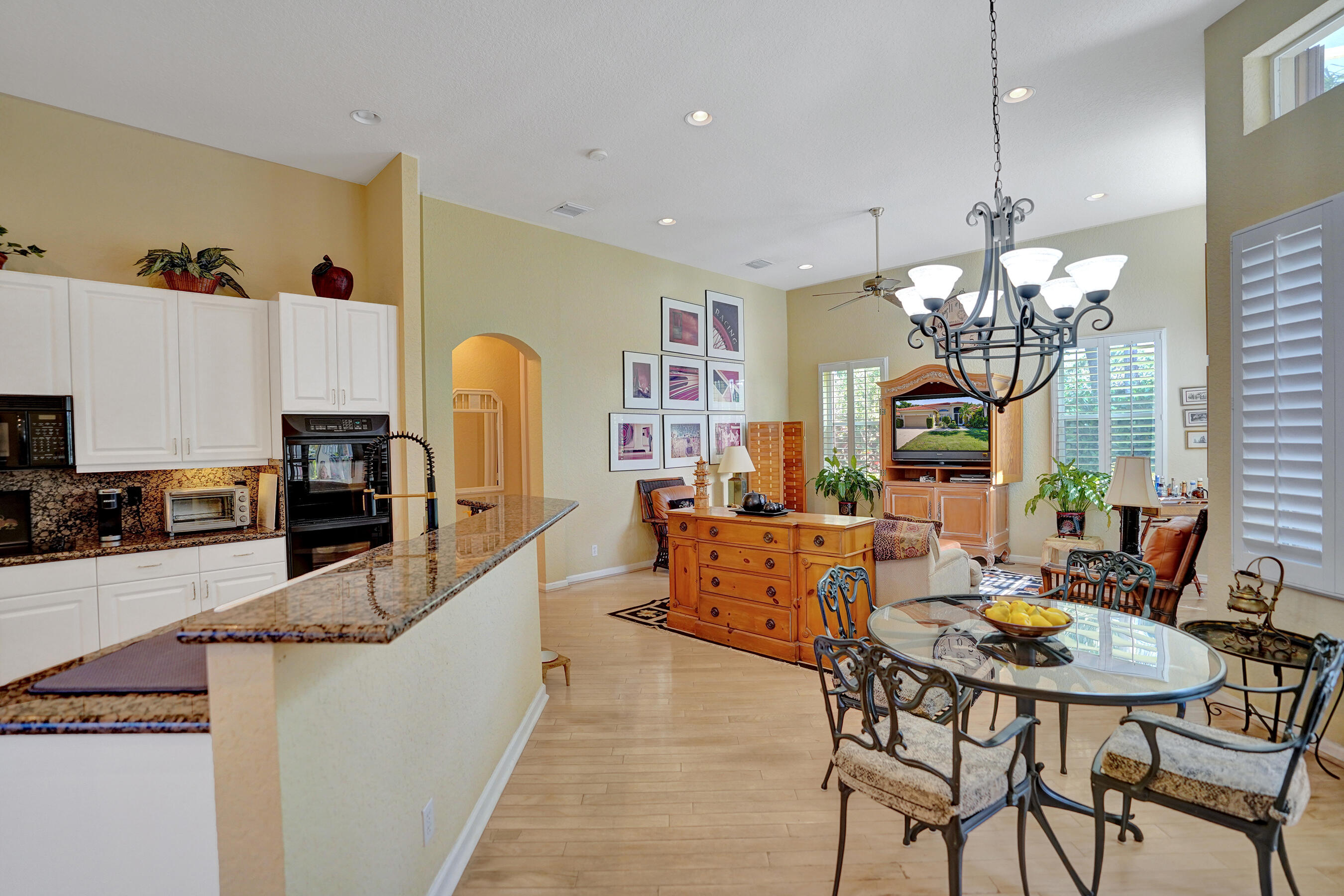 LAKERIDGE FALLS - Residential