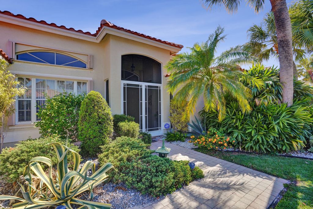 Photo of 7338 W Falls Rd Road W, Boynton Beach, FL 33437 (MLS # B26021948)