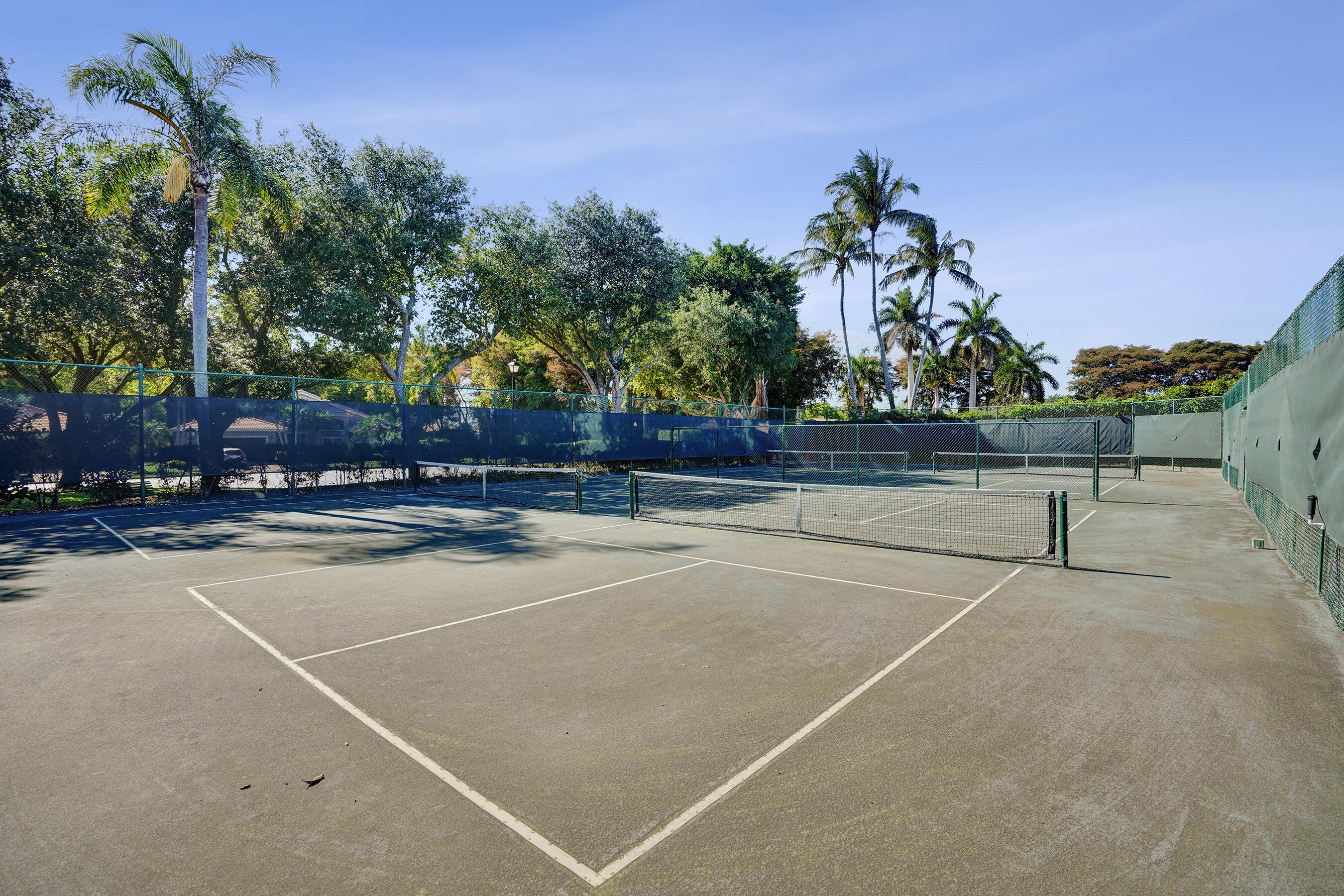 LAKERIDGE FALLS - Residential