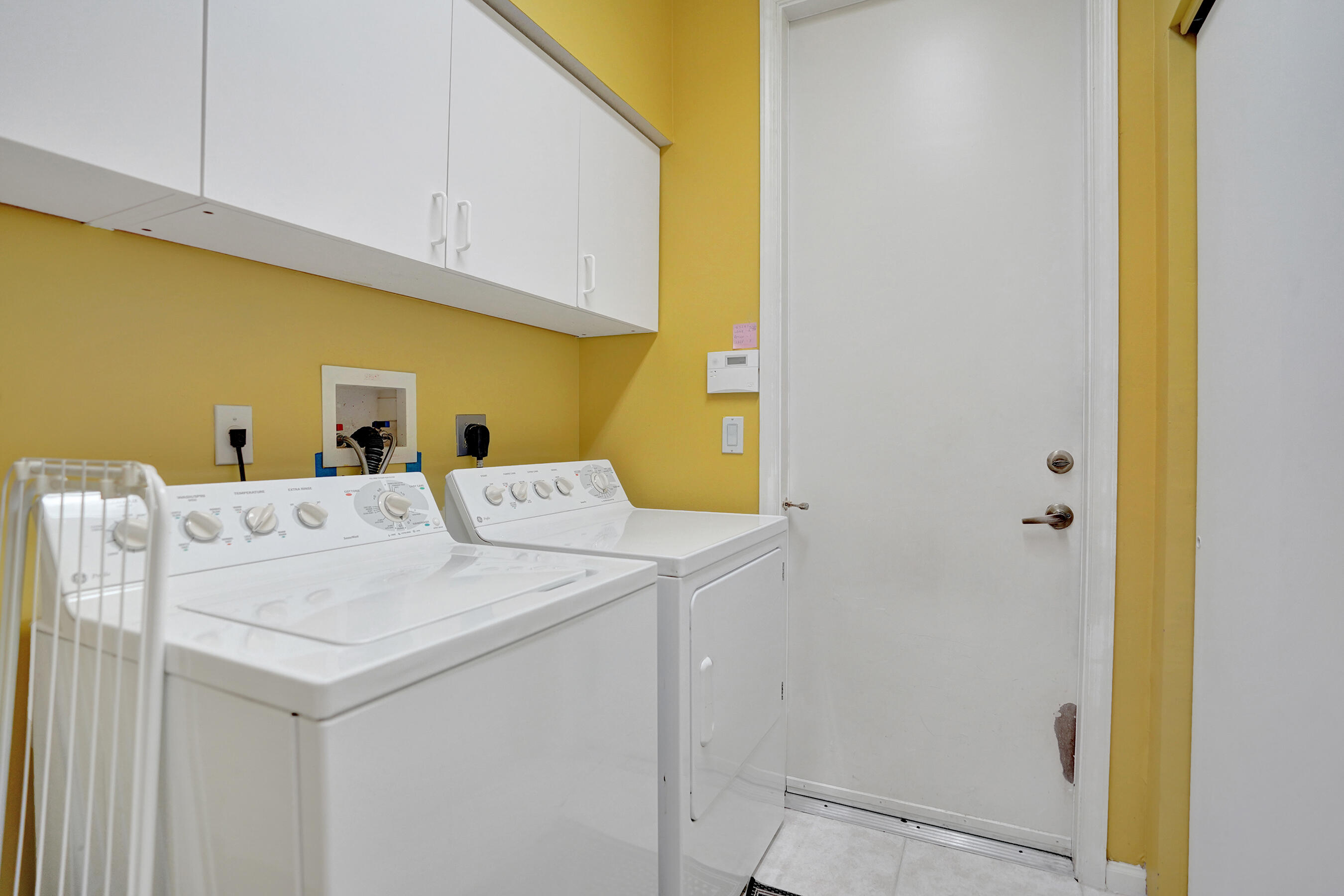 LAKERIDGE FALLS - Residential