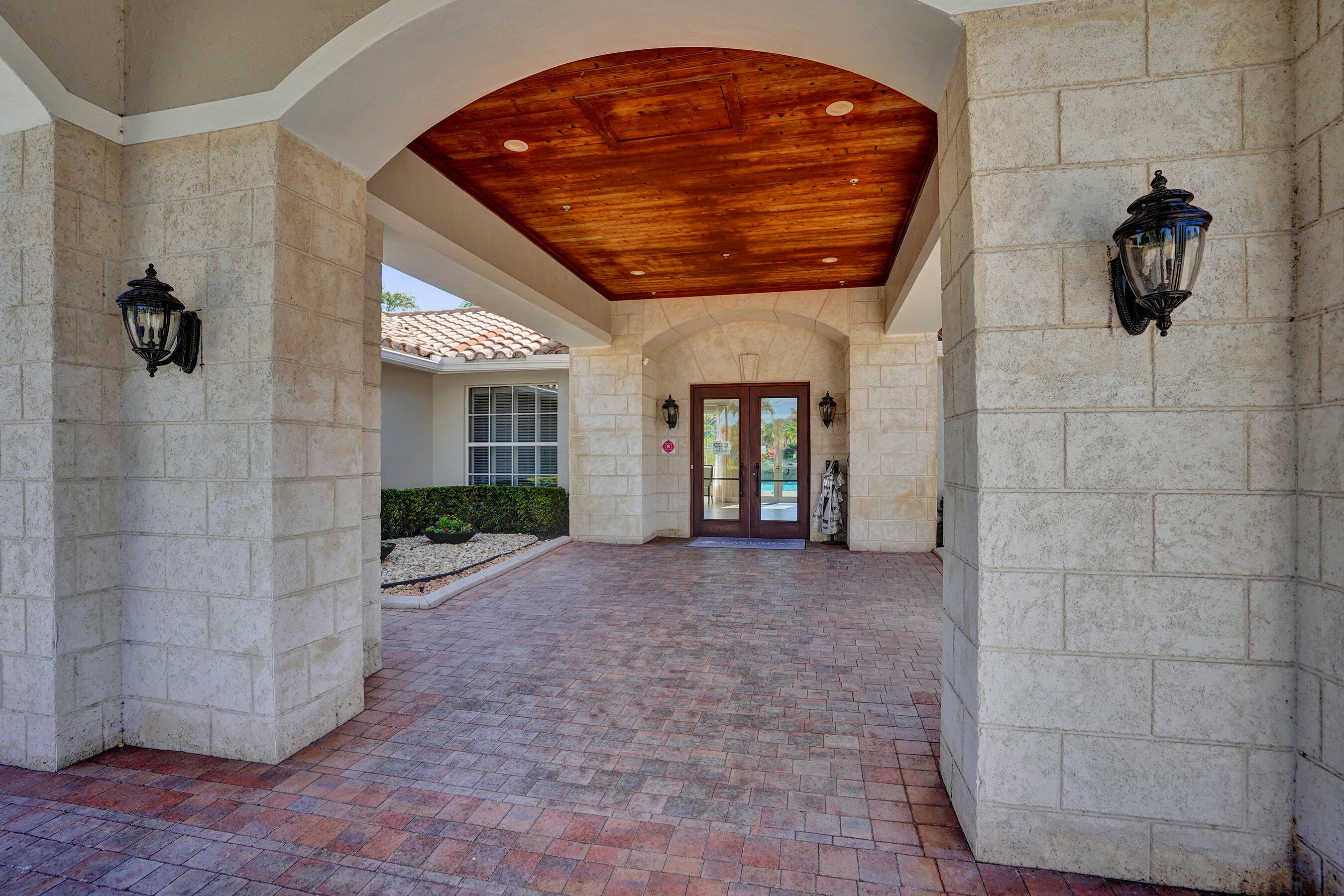 LAKERIDGE FALLS - Residential