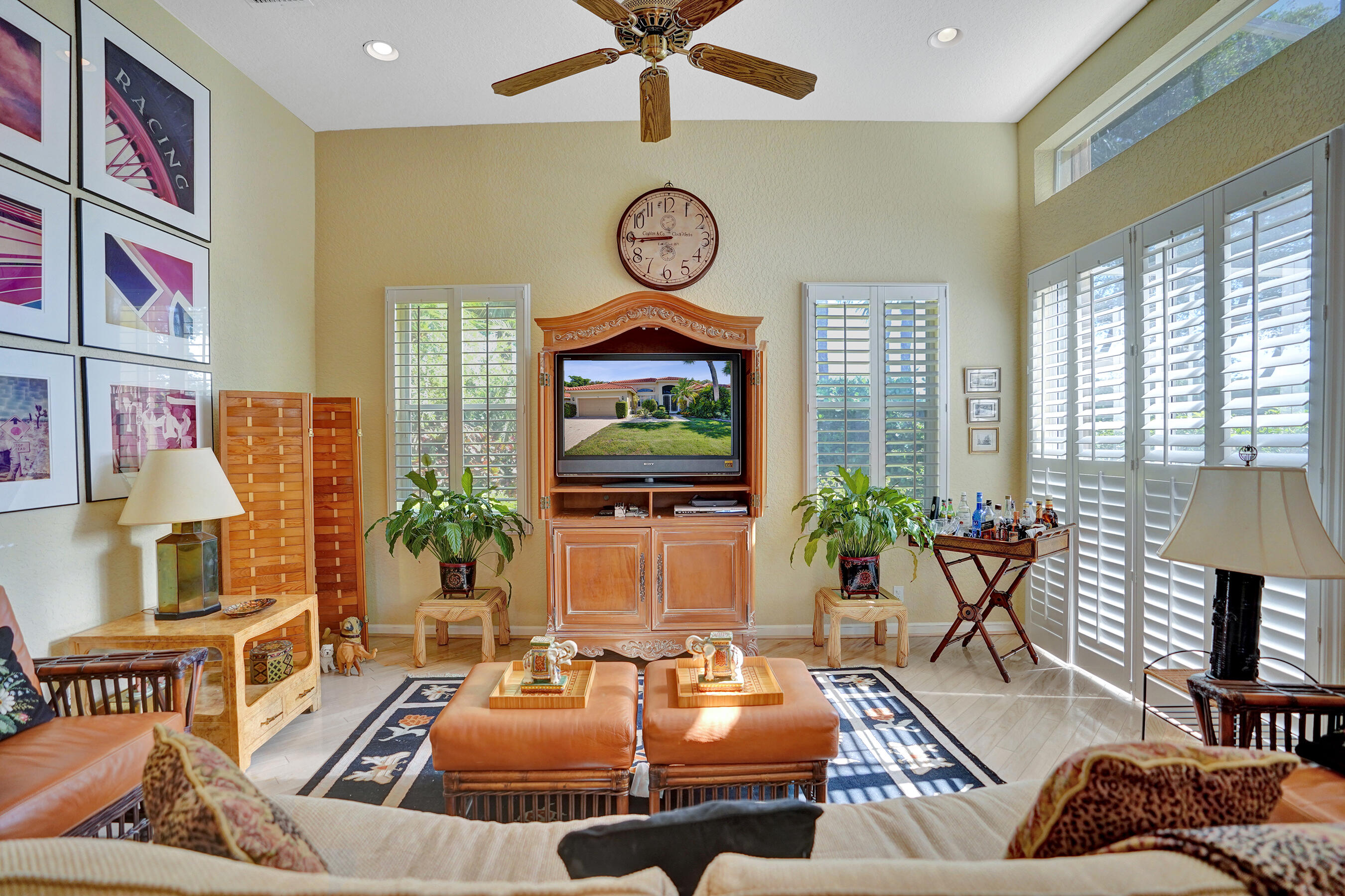 LAKERIDGE FALLS - Residential