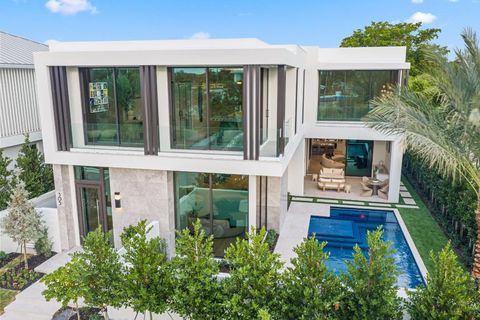 310 Grove Place Delray Beach FL 33444