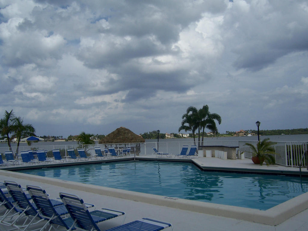 Lakeshore North - Residential Lease