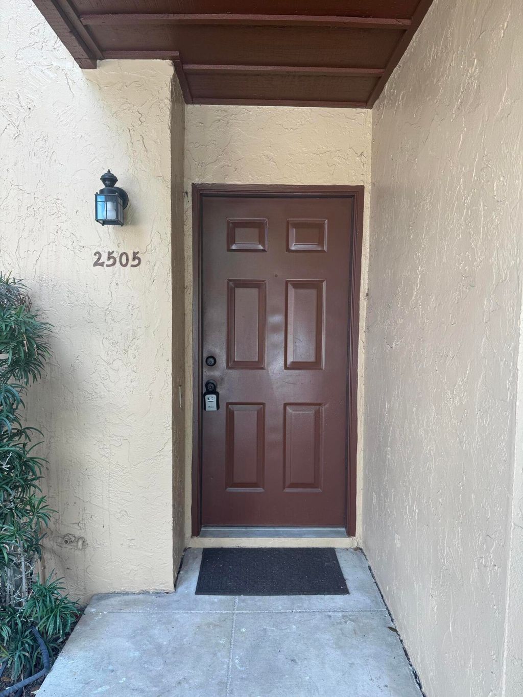 Photo of 2505 Lakeview Circle, Royal Palm Beach, FL 33411 (MLS # R11164856)