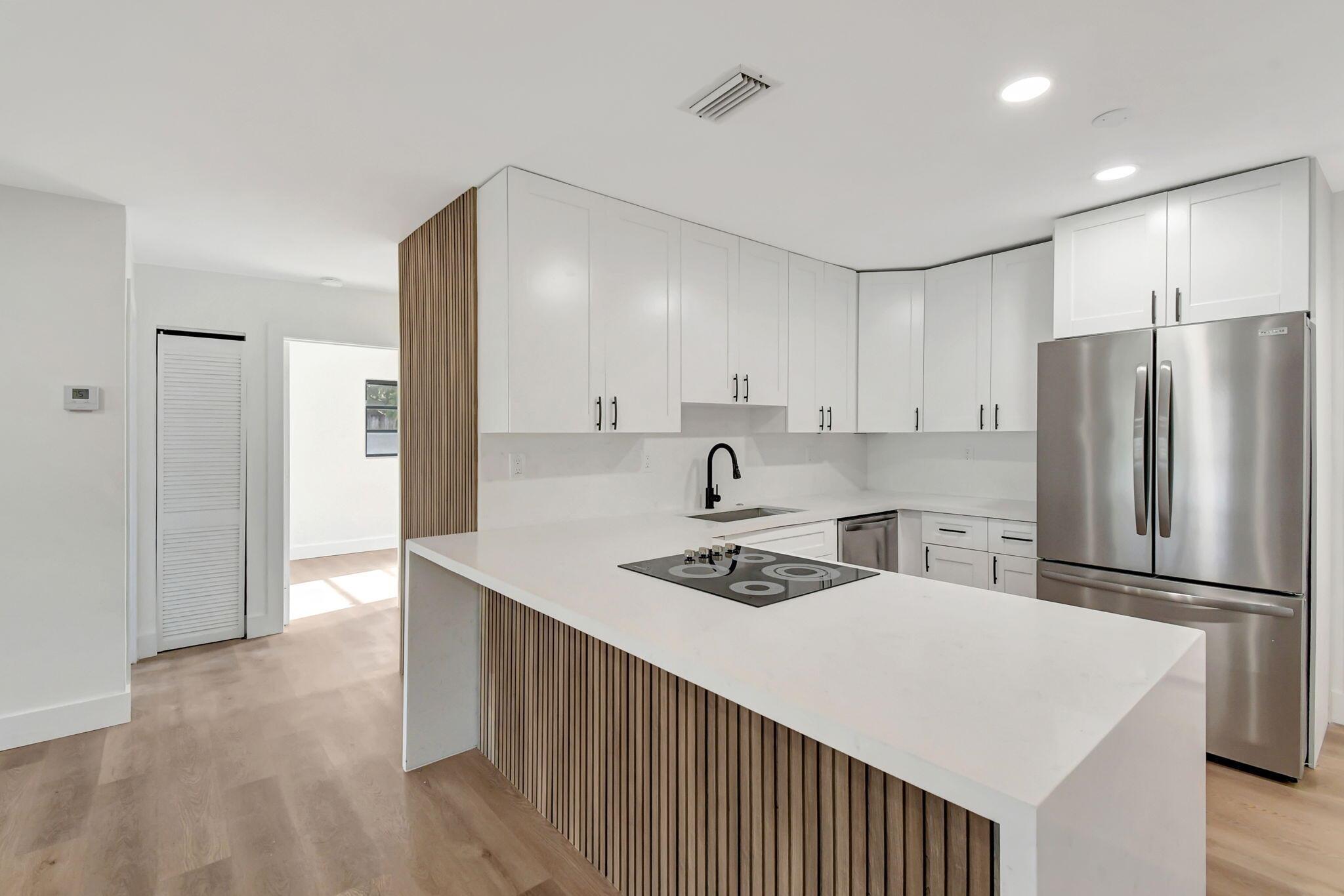 5341 NE 17 Ter Terrace
