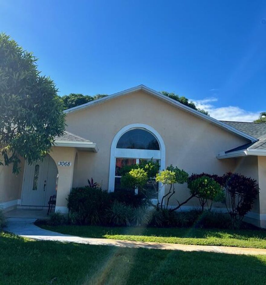 Call listing agent at least 24 hours in advance to set up showing appointment.  Owner occupied. Listing agent to accompany showing agent. Hot Tub by pool stay.