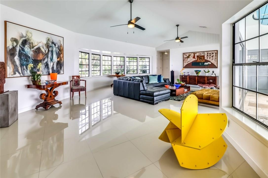 HARBOR BEACH - Residential